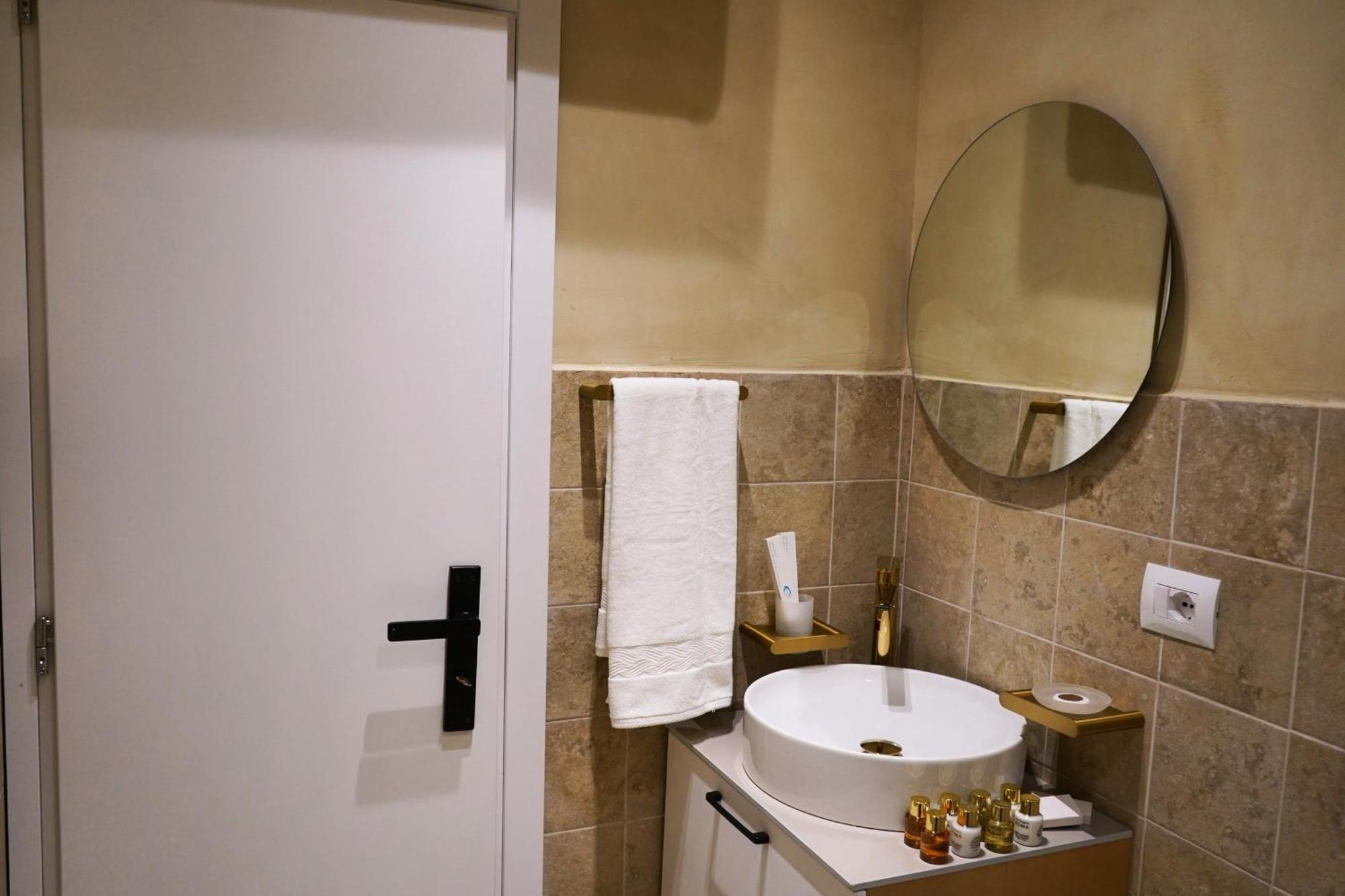 Vater Apartments Tiranë Ngoại thất bức ảnh